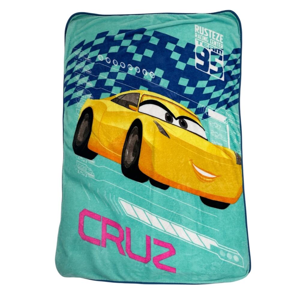 Disney Cars Cruz Yellow Car Green Rusteze Racing Team 95 Kids Blanket Throw